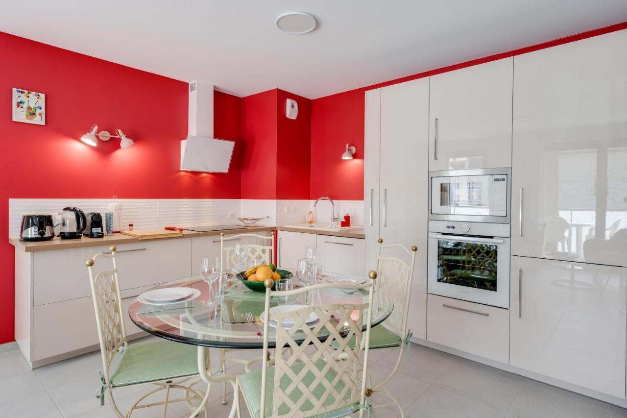 Emergence - Apartment 1 Bedroom 2-4 Pers Garage And Terrace Annecy Exteriör bild